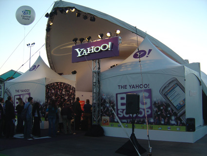 yahoo-booth.jpg