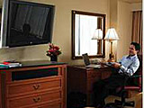hilton_goes_high_tech_in_guest_rooms.jpg