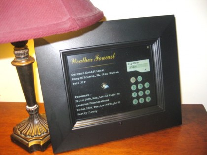 Sungale Wi-Fi photo frame weather widget