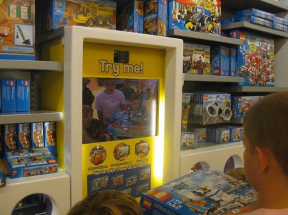 Lego store 3D packaging display kiosk retail