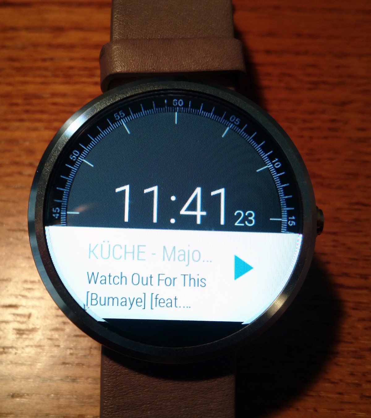 sonos-moto360