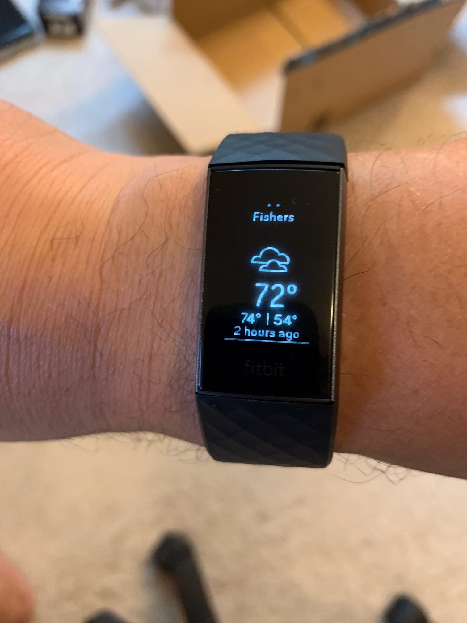 Fitbit Charge 3 Display Reagiert Nicht Fitbit Charge 3 Displays Weather Conditions